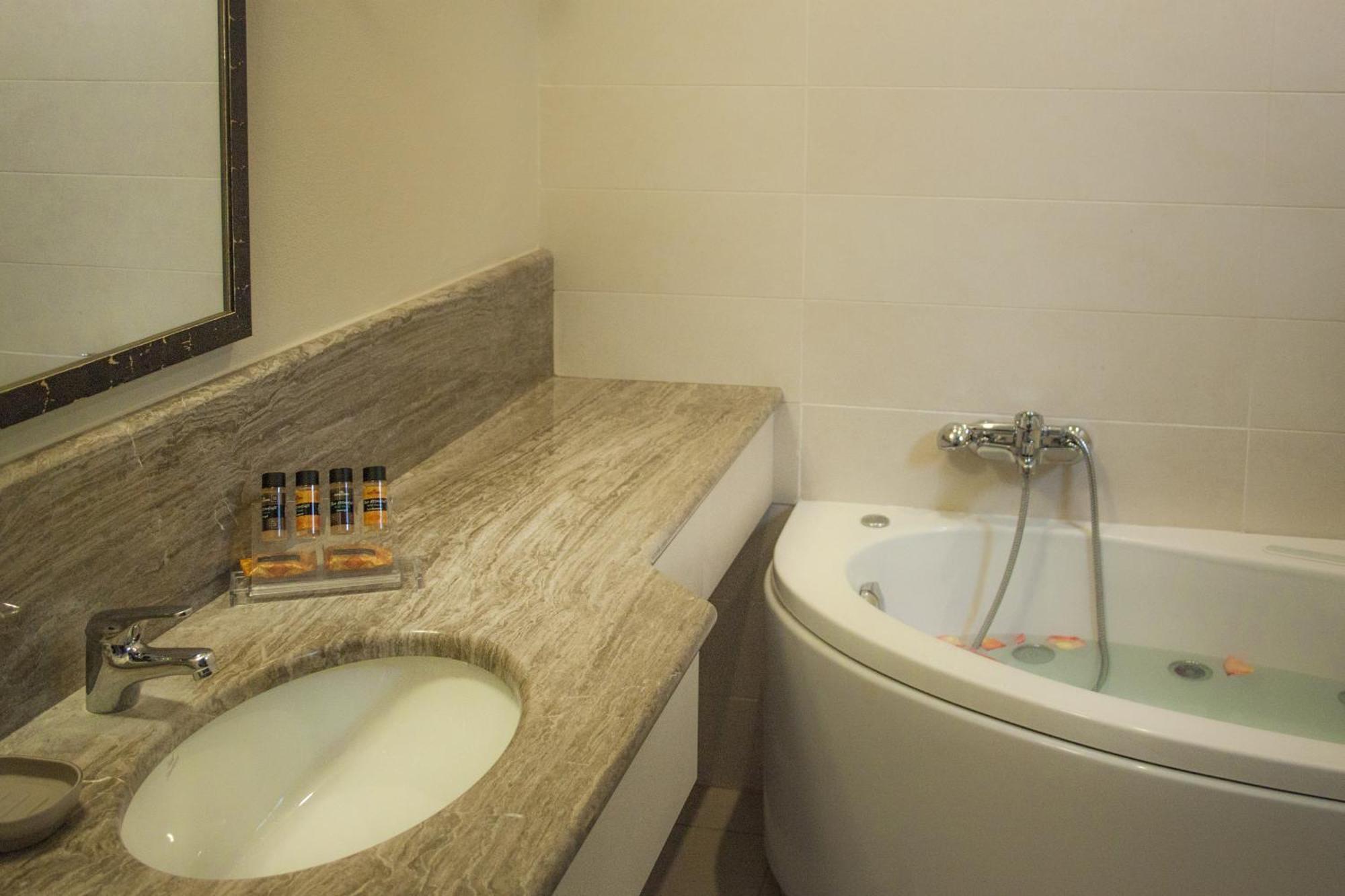 Guesthouse Vasiliki Steni Dhirfios Bagian luar foto