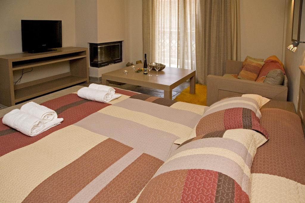 Guesthouse Vasiliki Steni Dhirfios Ruang foto