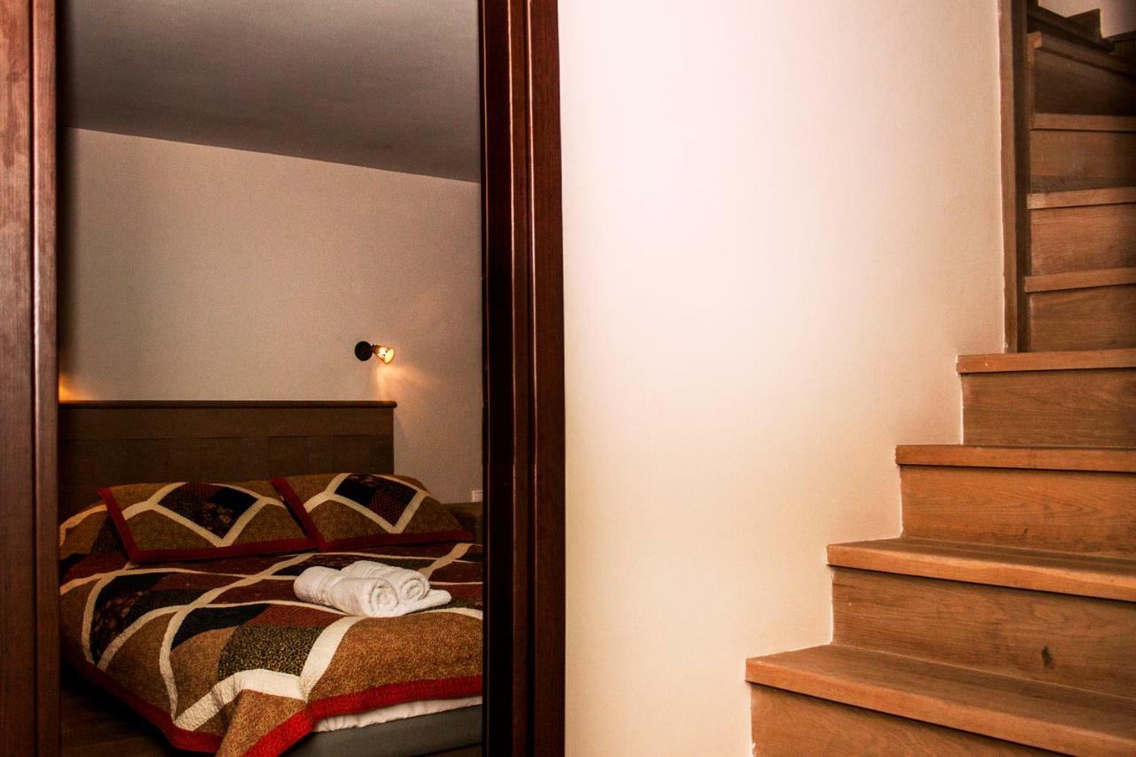 Guesthouse Vasiliki Steni Dhirfios Bagian luar foto
