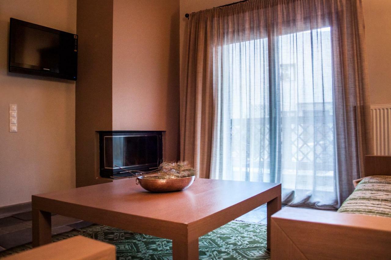 Guesthouse Vasiliki Steni Dhirfios Bagian luar foto